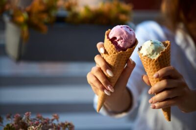 Czy gotowe mieszanki na lody można łączyć z naturalnymi purée owocowymi?  gofrex-71